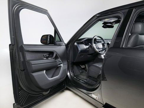 Used 2025 Land Rover Range Rover SE AWD/4WD image 23