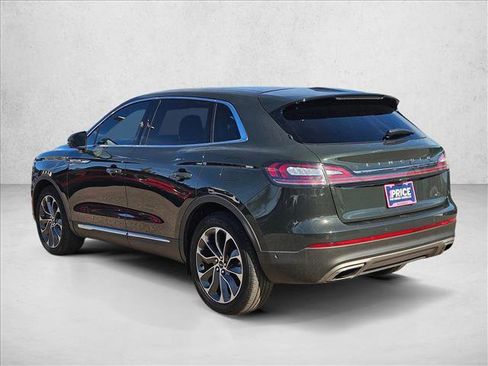 Used 2022 Lincoln Nautilus Reserve w/ Equipment Group 201A image 8