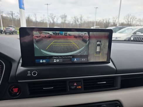 New 2026 Honda Pilot Touring image 17