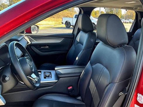 Used 2024 MAZDA CX-90 3.3 Turbo w/ Preferred Plus image 21