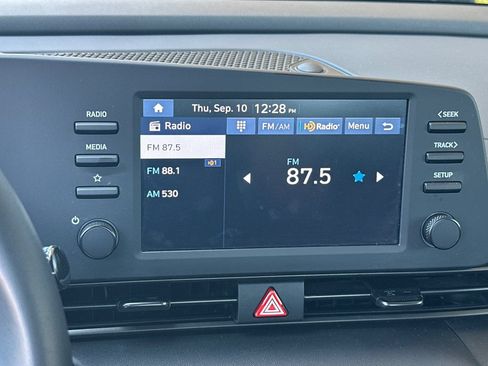Used 2026 Hyundai Elantra Sport FWD image 23