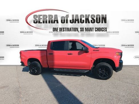 Used 2020 Chevrolet Silverado 1500 Custom Trail Boss w/ Custom Convenience Package AWD/4WD image 9