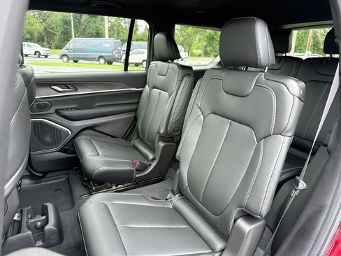 New 2026 Jeep Grand Cherokee L Limited RWD image 27