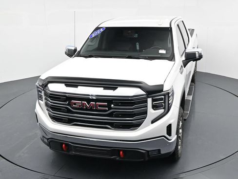Used 2024 GMC Sierra 1500 SLT RWD image 18