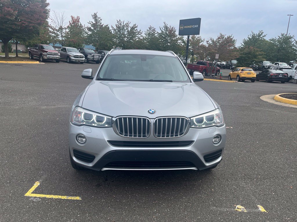 Used 2016 BMW X3 xDrive28i AWD/4WD image 2