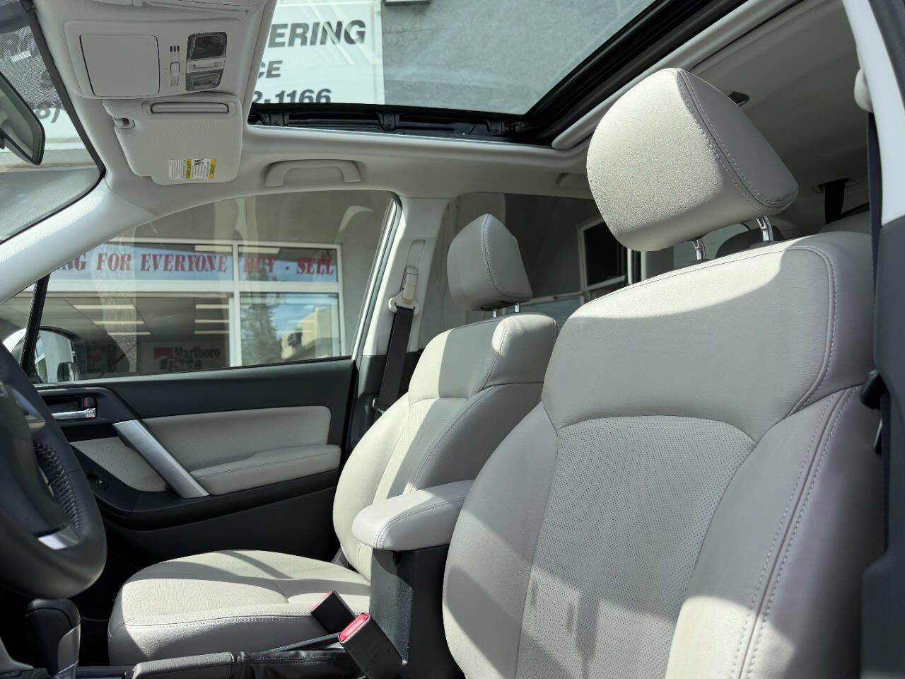 Used 2015 Subaru Forester 2.5i Limited AWD/4WD image 18