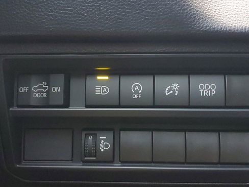 New 2025 Toyota Tundra SR5 image 33