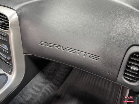 Used 2005 Chevrolet Corvette Convertible w/ Preferred Equipment Group RWD image 15
