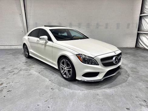 Used 2016 Mercedes-Benz CLS 400 image 2