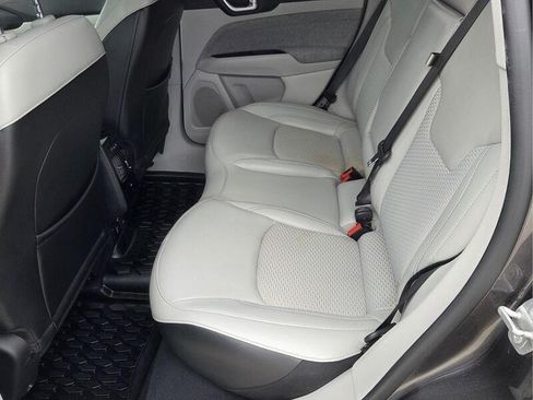 Certified 2022 Jeep Compass Latitude w/ Convenience Group AWD/4WD image 12