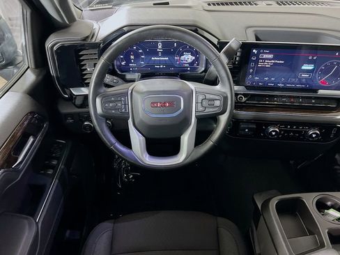 Used 2024 GMC Sierra 1500 Elevation w/ LPO, Elevation Black Package AWD/4WD image 17