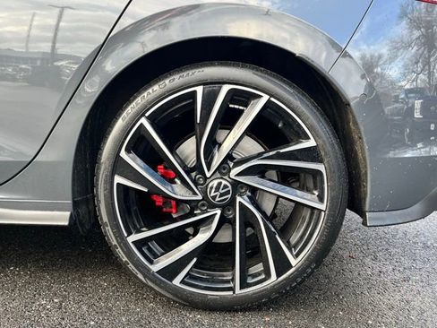 Used 2022 Volkswagen GTI Autobahn image 13