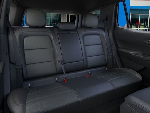 New 2026 Chevrolet Equinox LT w/ Convenience Package II image 17
