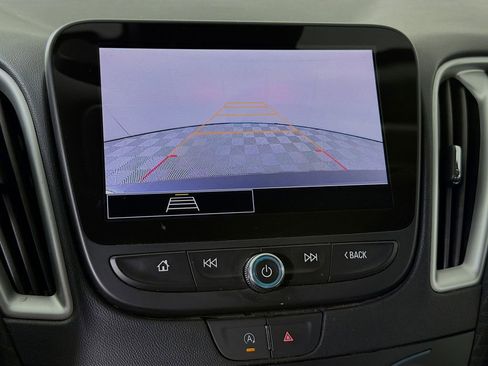 Used 2023 Chevrolet Malibu LT FWD image 17