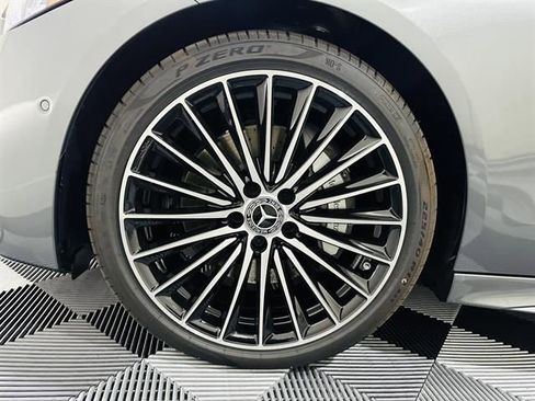 Used 2025 Mercedes-Benz C 300 4MATIC Sedan image 8