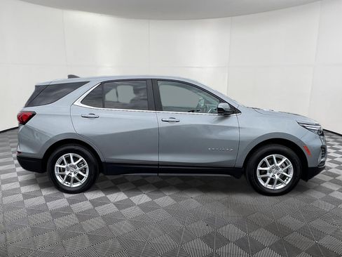 Used 2024 Chevrolet Equinox LT AWD/4WD image 7
