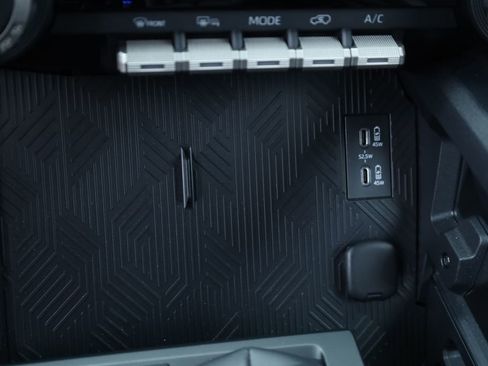 Used 2025 Toyota 4Runner SR5 image 8