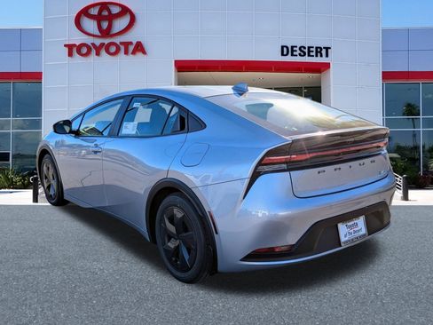 New 2026 Toyota Prius LE FWD image 6