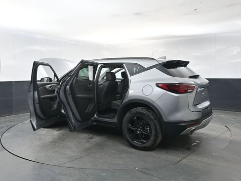 Used 2023 Chevrolet Blazer LT w/ Midnight/Sport Edition AWD/4WD image 28