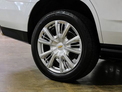 Used 2021 Chevrolet Tahoe High Country w/ Premium Package RWD image 51