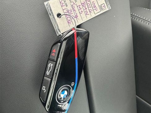 Used 2026 BMW M5 Touring image 31