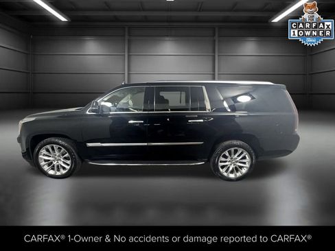 Used 2018 Cadillac Escalade ESV Luxury image 3