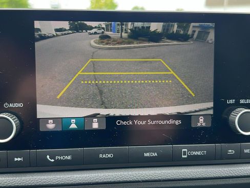 Used 2024 Honda CR-V Sport image 28