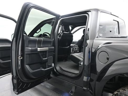 Used 2019 Ford F150 Raptor w/ Equipment Group 802A Luxury image 21