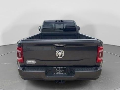 Used 2024 RAM 3500 Limited AWD/4WD image 5