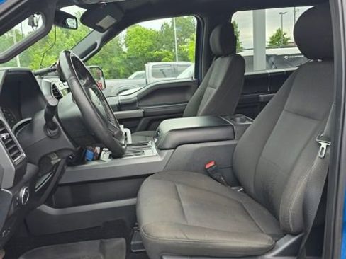 Used 2019 Ford F150 XLT w/ Equipment Group 302A Luxury AWD/4WD image 4