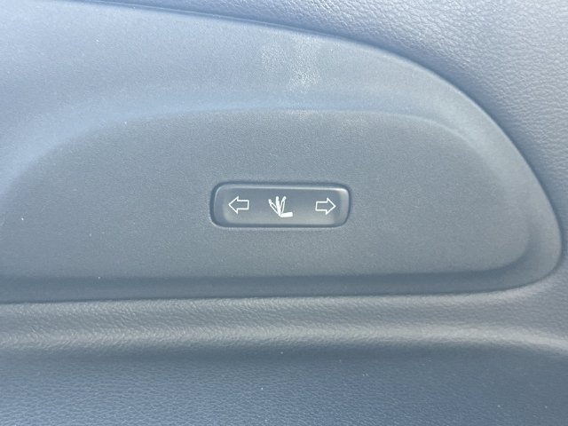 Used 2024 Chrysler Pacifica Pinnacle AWD/4WD image 61