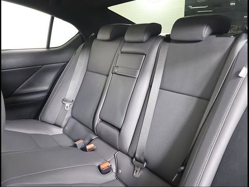 Certified 2023 Lexus IS 300 w/ Comfort Package RWD image 10