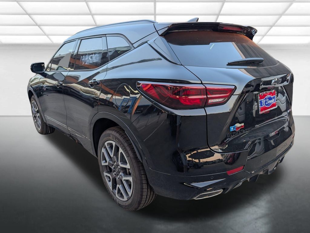 New 2026 Chevrolet Blazer RS w/ Driver Confidence II Package AWD/4WD image 2