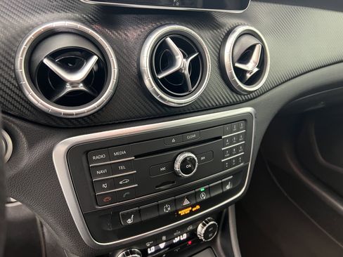 Used 2015 Mercedes-Benz CLA 250 4MATIC image 29