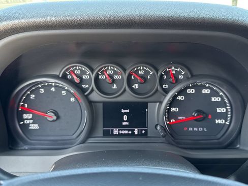 Used 2022 Chevrolet Silverado 1500 Custom Trail Boss w/ LPO, Dark Essentials Package AWD/4WD image 13