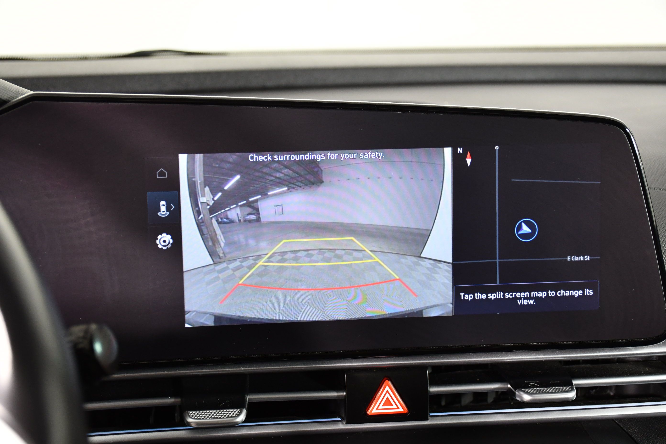 Used 2025 Hyundai Elantra Limited FWD image 20
