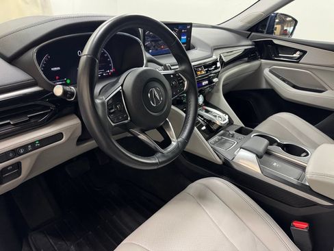 Certified 2023 Acura MDX SH-AWD w/ Technology Package image 16