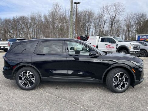 New 2026 Lincoln Nautilus Premier w/ Jet Appearance Package image 2