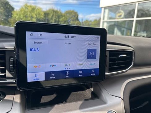 Used 2022 Ford Explorer XLT w/ Equipment Group 202A image 20