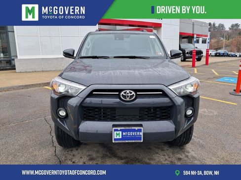 Used 2024 Toyota 4Runner SR5 Premium w/ Moonroof Package AWD/4WD image 9