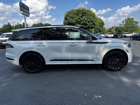 Used 2024 Lincoln Aviator Reserve w/ Jet Package AWD/4WD image 4