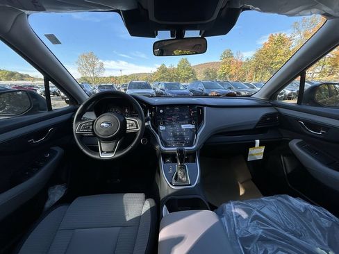 Certified 2025 Subaru Outback Premium AWD/4WD image 12