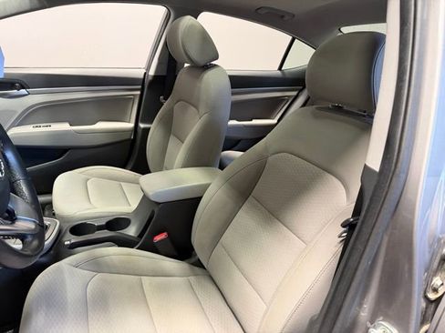 Used 2020 Hyundai Elantra Value Edition image 16