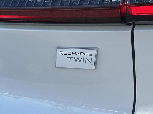 Certified 2023 Volvo C40 P8 Recharge Plus image 28