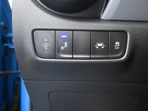 Used 2021 Hyundai Kona SEL FWD image 32