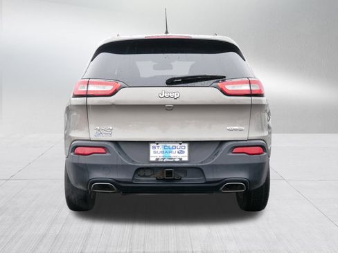 Used 2016 Jeep Cherokee Latitude w/ Cold Weather Group image 6