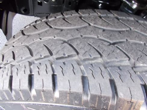 Used 2013 Ford F150 FX4 w/ Luxury Equipment Group image 18