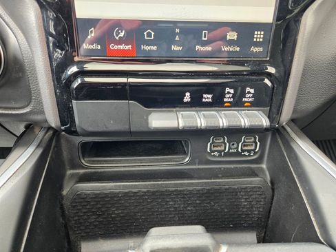 Used 2023 RAM 1500 Big Horn AWD/4WD image 28