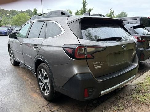 Used 2022 Subaru Outback Limited AWD/4WD image 6