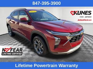 Used 2025 Chevrolet Trax LT FWD video 1